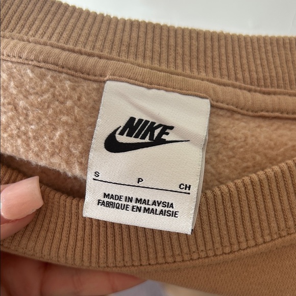 Nike Women's Tan Logo Sweatshirt - Picture 2 of 3